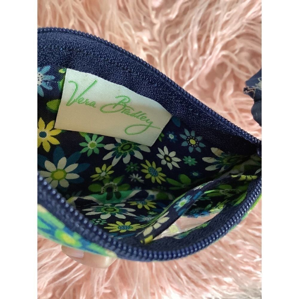 Vera Bradley ID & Keyring Holder - Picture 3 of 3